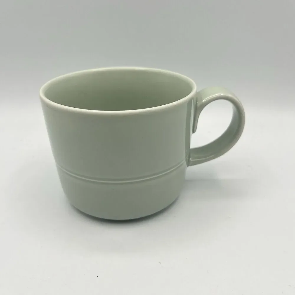 Crate & Barrel Aaron Probyn Hue Coffee Mug Light Green 12oz.
